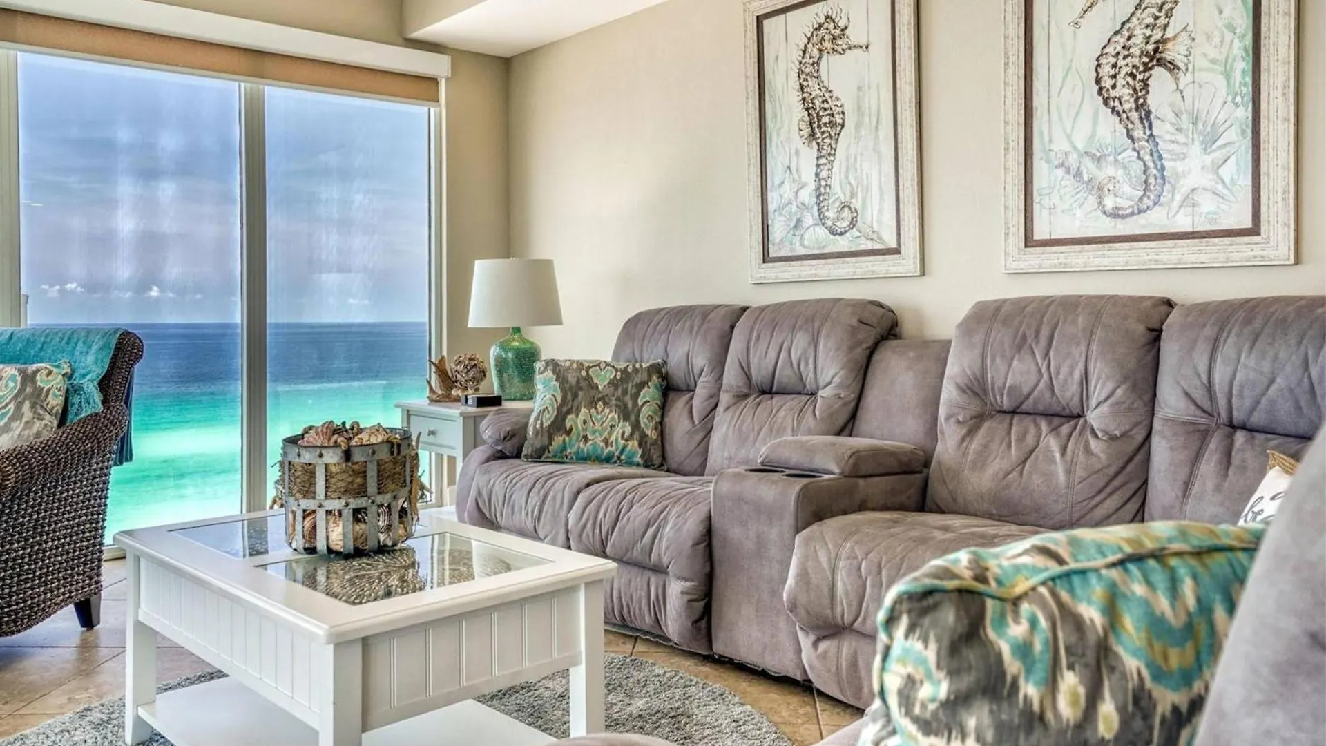 Holiday home Sea Turtle Retreat! 3Br Beachfront Condo With Stunning Gulf Views Sleeps 8 Panama City Beach
